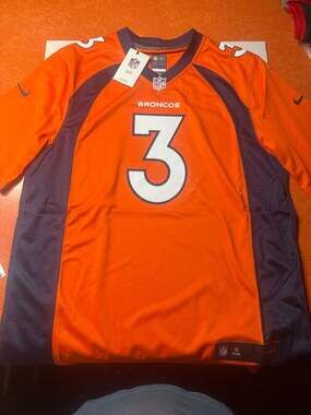 NWT Nike Denver Broncos Russell Wilson #3 On-Field Game Jersey Orange Large